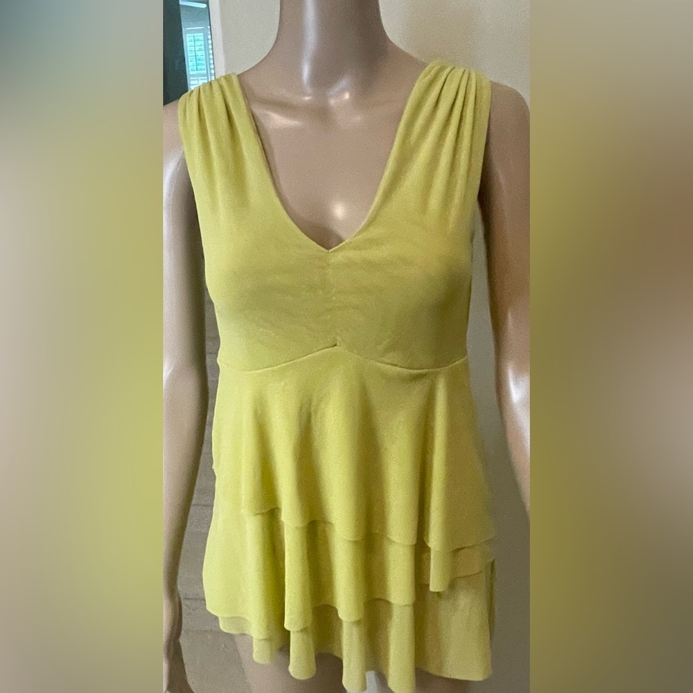 NWOT Sweet Pea Sleeveless Layered Top, Size M
